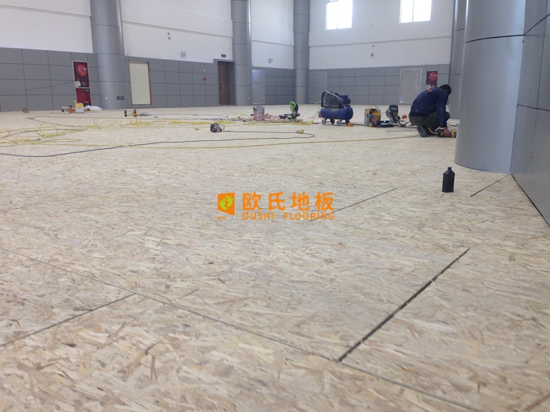 木质地板,篮球馆里的运动表现基石 木质地板,篮球馆里的运动表现基石