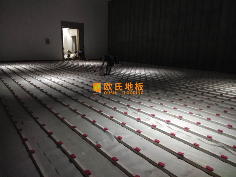 赛场胜负的隐形关键，乒乓球专用木地板的奥秘